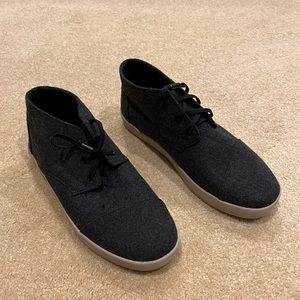 Toms Men's Boots - Gray Chukka Boots
